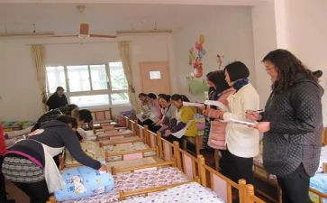 幼儿园保育员月工作总结5篇