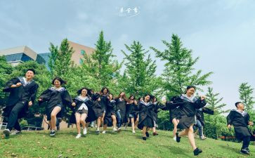 毕业的自我鉴定300字最新8篇