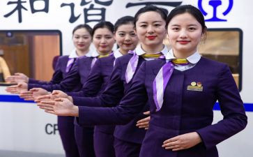 酒店做服务员的实习报告7篇