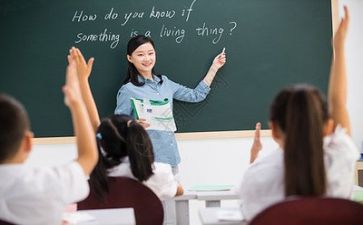 写老师作文400字作文通用6篇