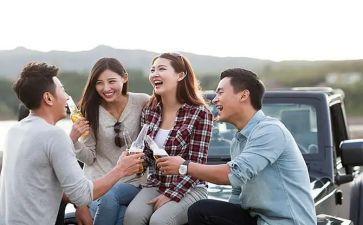 年轻优秀教师事迹材料6篇