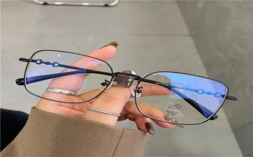 眼镜店实习报告5篇